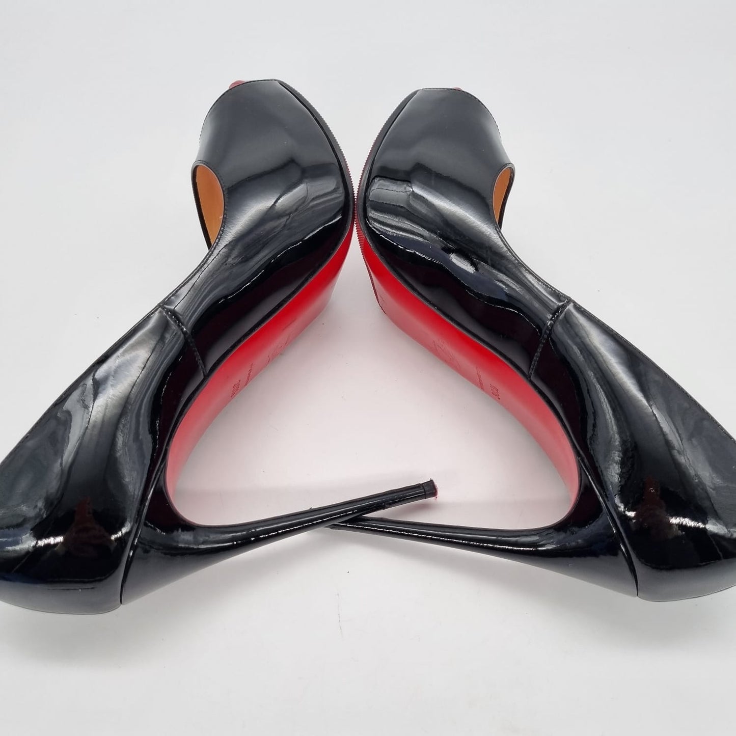 Christian Louboutin Patent Heels Black Size 38.5 Indole 24,5