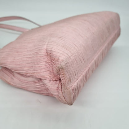 Dior Clutch Pink Satin Tahun 1998 size 30x7x17