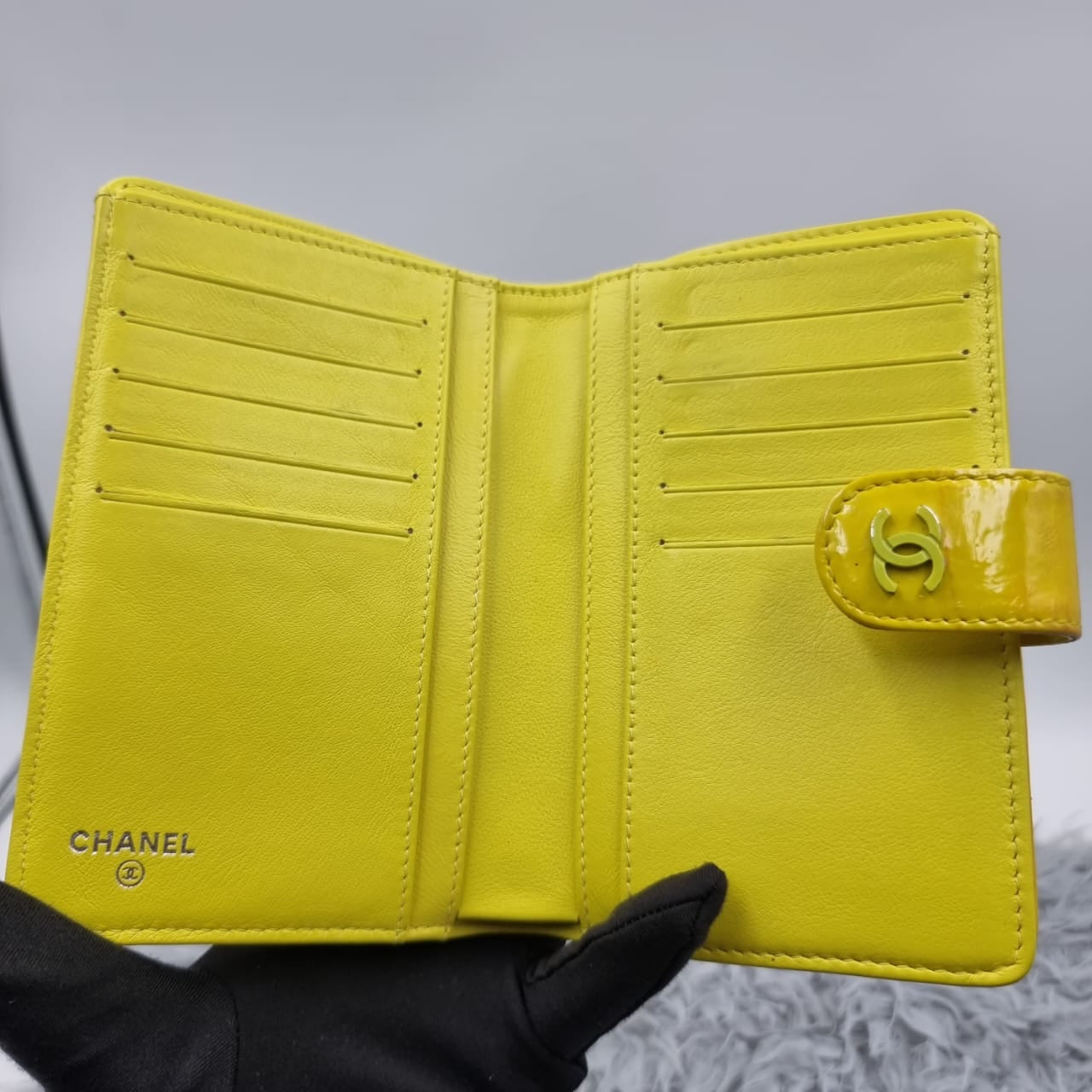 Chanel Bifold Yellow Pattent #16 Size 15x11