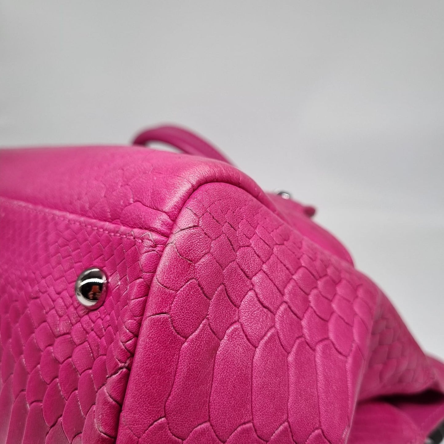 Longchamp Handbag Snake Skin Pink Size 32x9x29