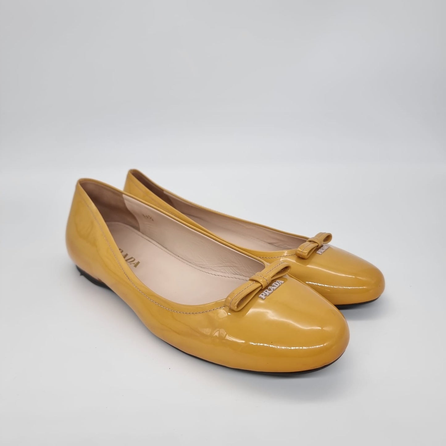 Prada Flat Shoes Patent Yellow Size 39,5/26