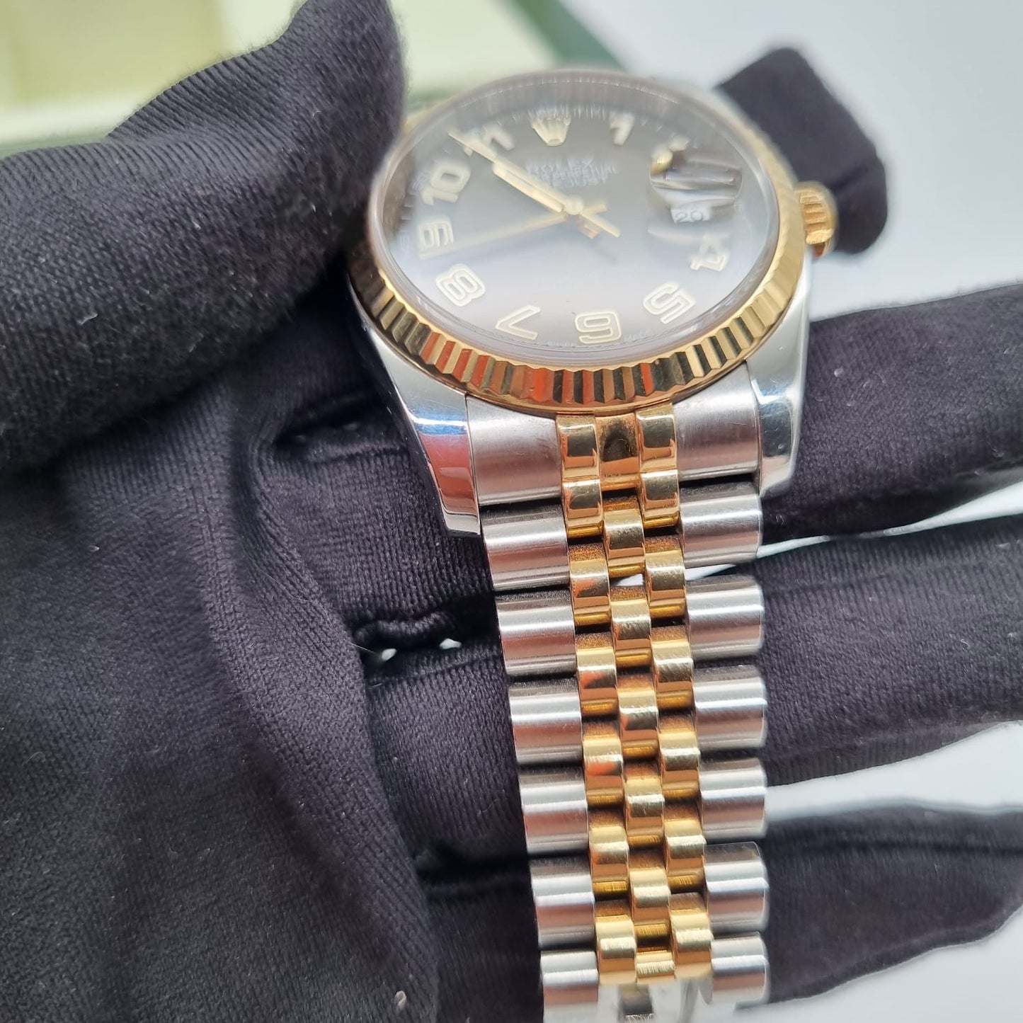 Rolex Oyster Perpetual Datejust Silver Gold 45mm