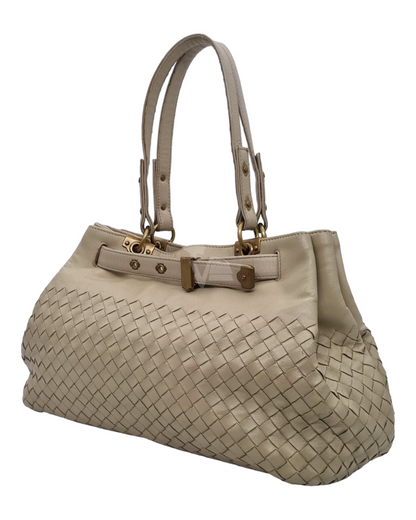 Bottega Veneta Shoulder Bag Ivory (Suede) Size 29x18x21