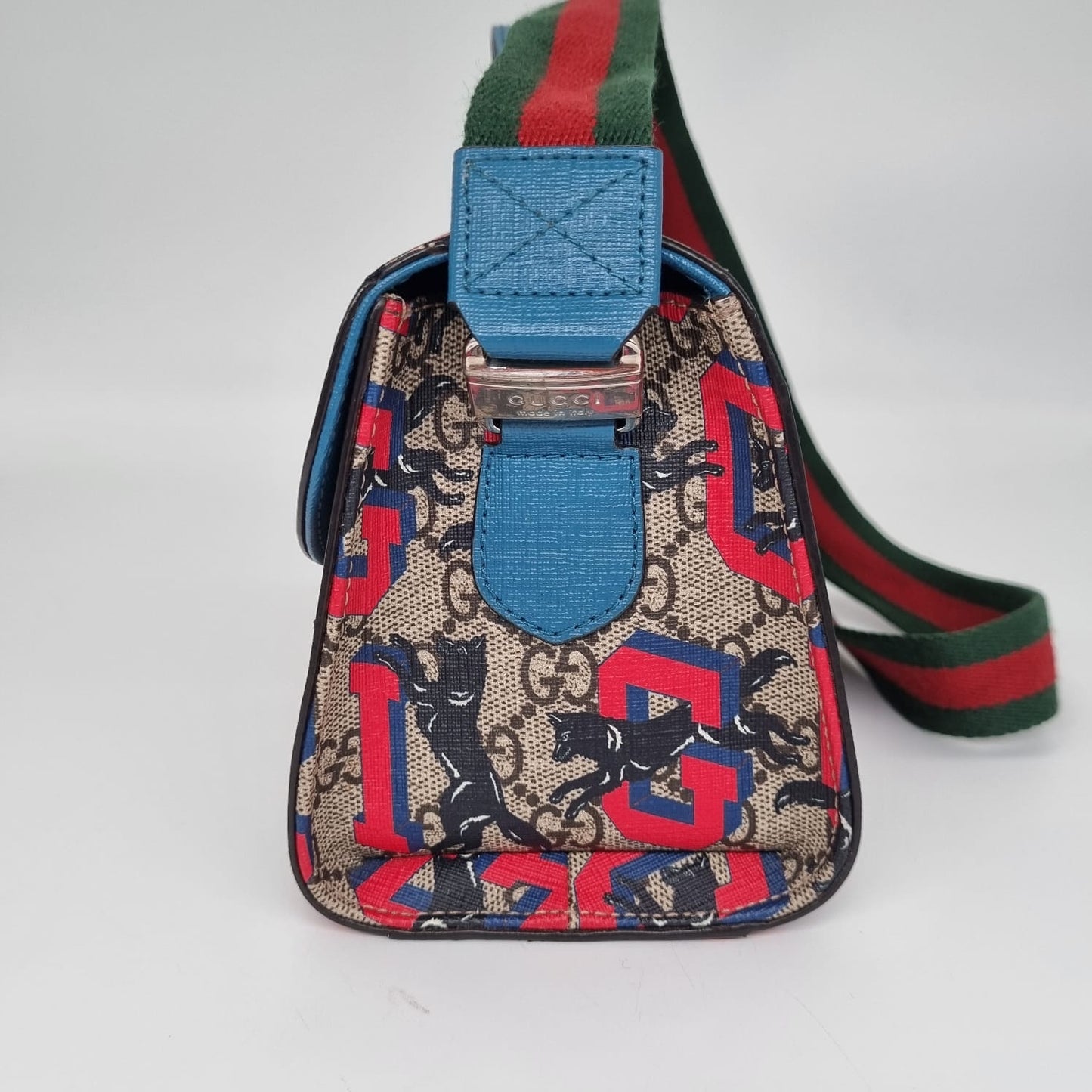 Gucci GG Supreme Monogram Wolves Size 22x10x15