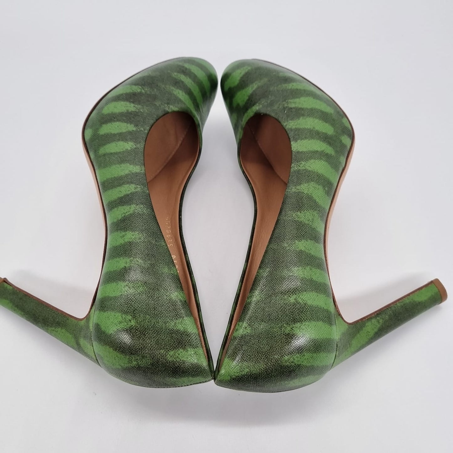 Salvatore Ferragamo Printed Green Heels size 7,5 C / Insole 24.5