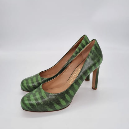 Salvatore Ferragamo Printed Green Heels size 7,5 C / Insole 24.5