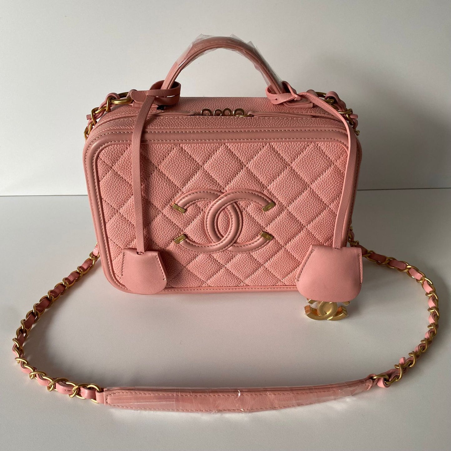 Chanel Vanity Pink Filigree Medium #27