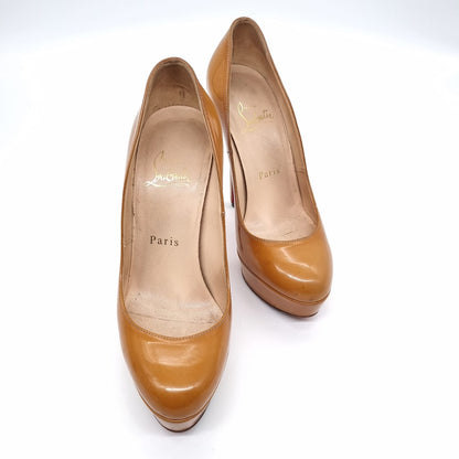 Christian Louboutin Beige Patent Leather Heels Size 35,5 insole 23