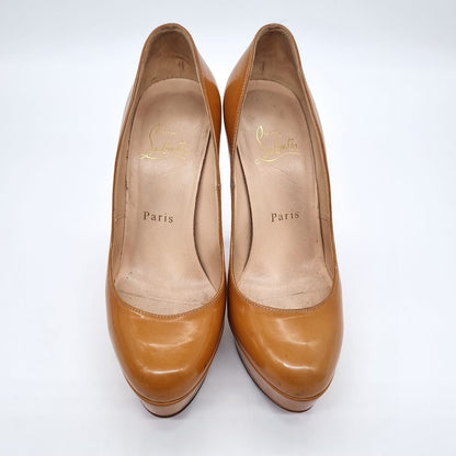 Christian Louboutin Beige Patent Leather Heels Size 35,5 insole 23