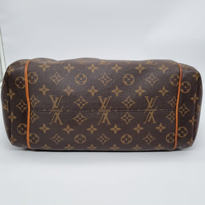 Louis Vuitton Totally Monogram MM 2010 Size 33x14x28