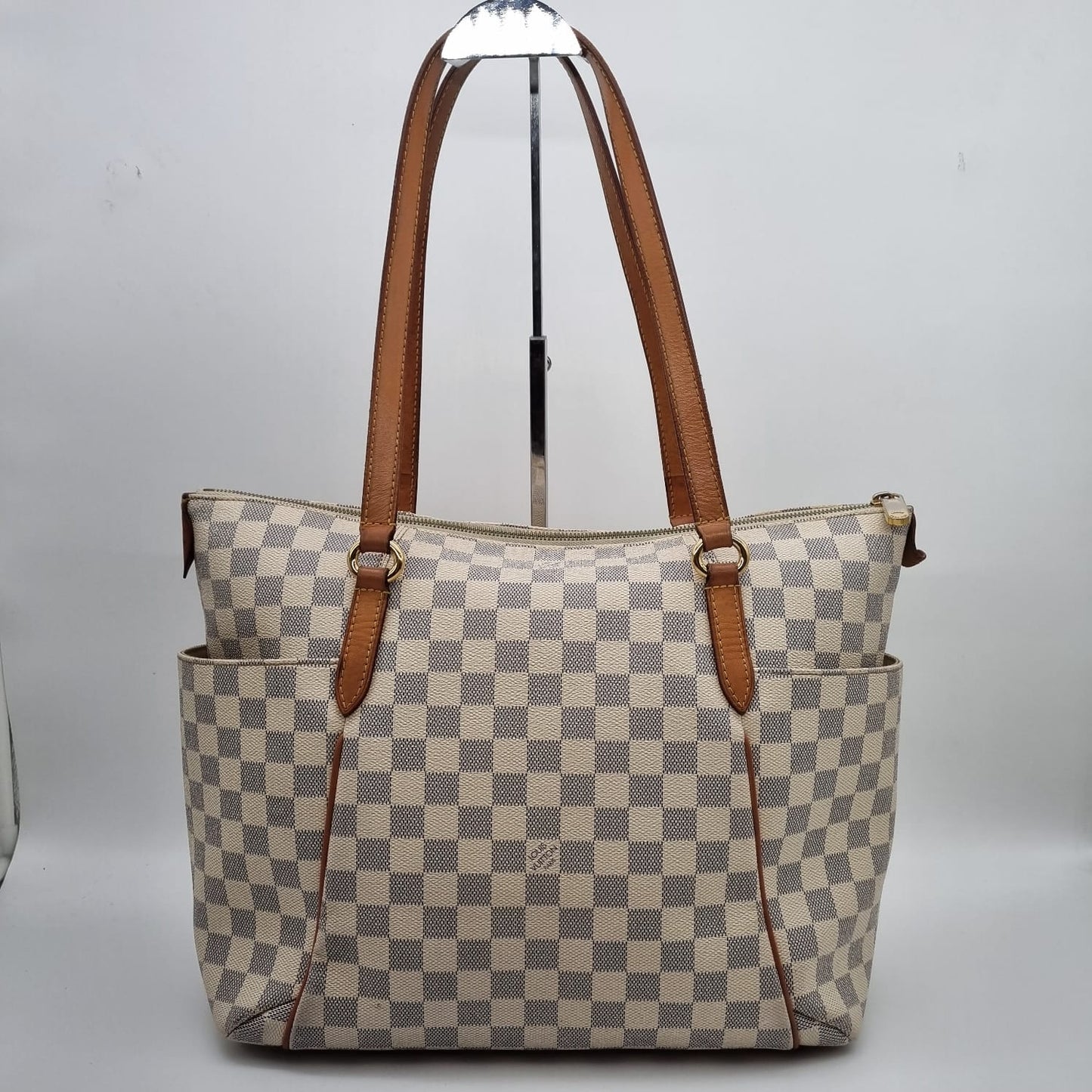 Louis Vuitton Totally Damier Azur 2010 Size 33x14x29