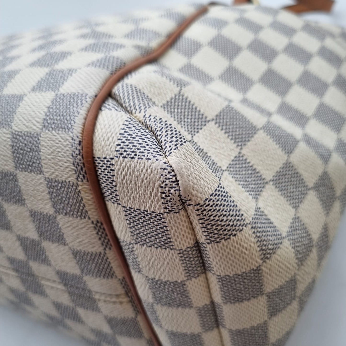 Louis Vuitton Totally Damier Azur 2010 Size 33x14x29