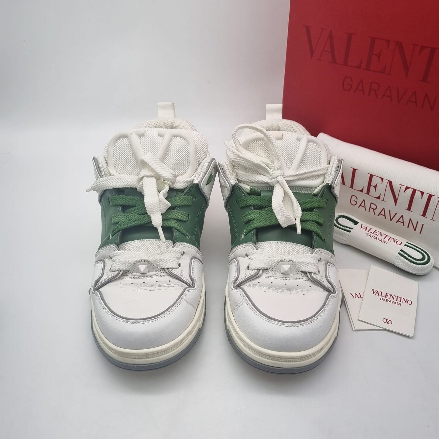 Valentino Garavani V Logo Open Skate Sneaker Fabric White Green Size 44/29,5