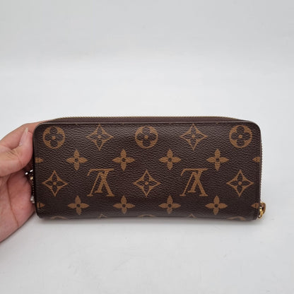 Louis Vuitton Monogram Zip Long Wallet CHIP Size 19x9