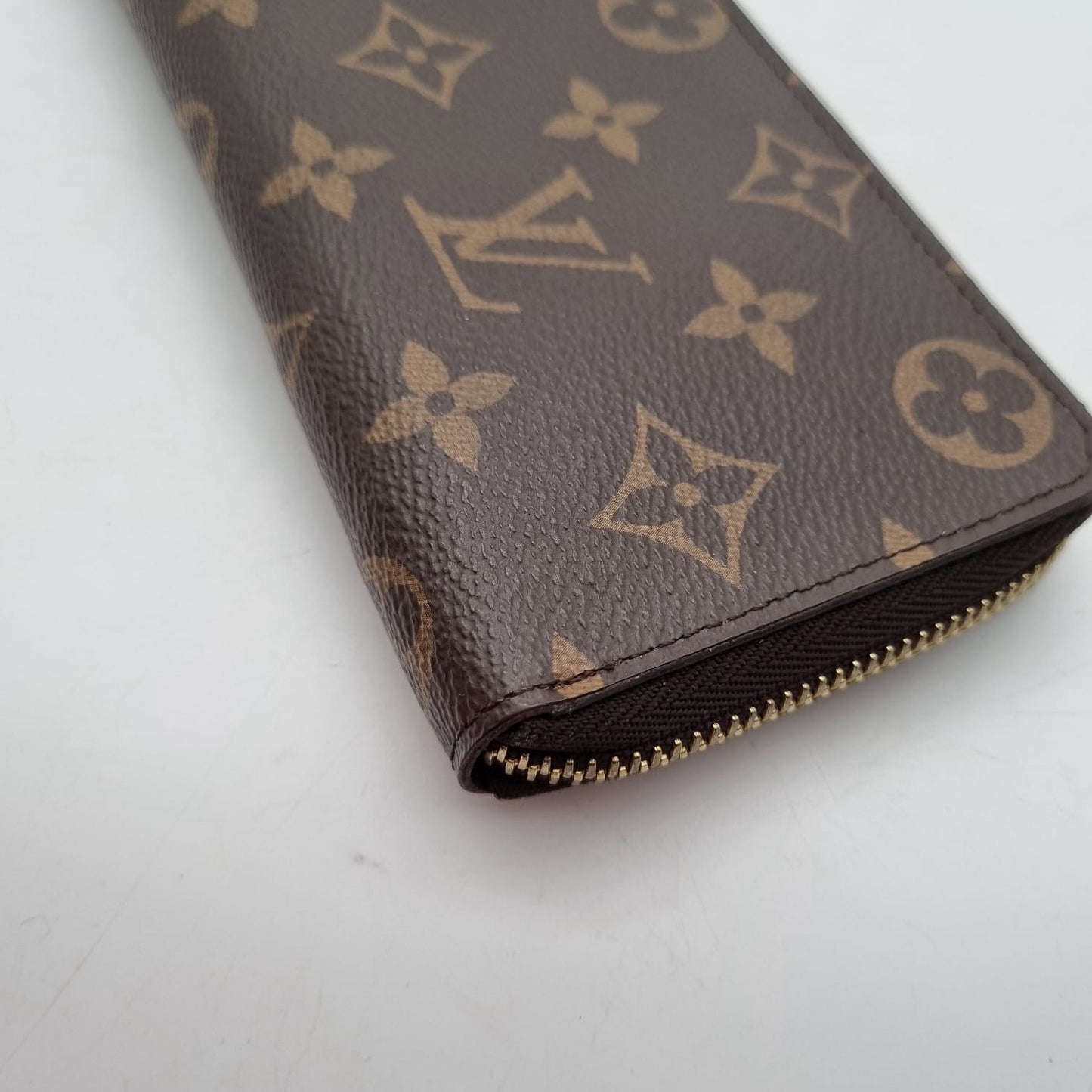 Louis Vuitton Monogram Zip Long Wallet CHIP Size 19x9