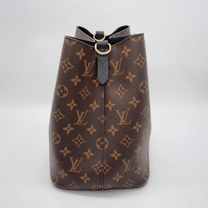 Louis Vuitton Neo Noe Monogram Black 2019 Size 26x17x25