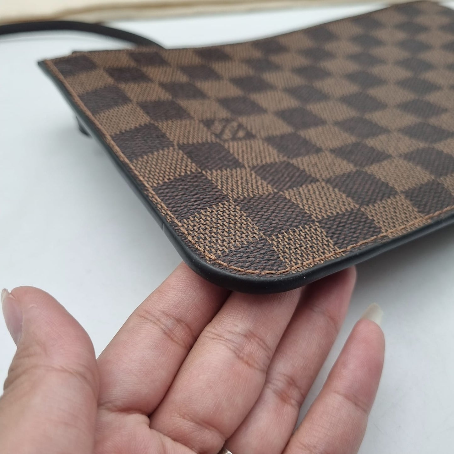 Louis Vuitton Neverfull MM Damier Ebene 2019 Size 31x16x28