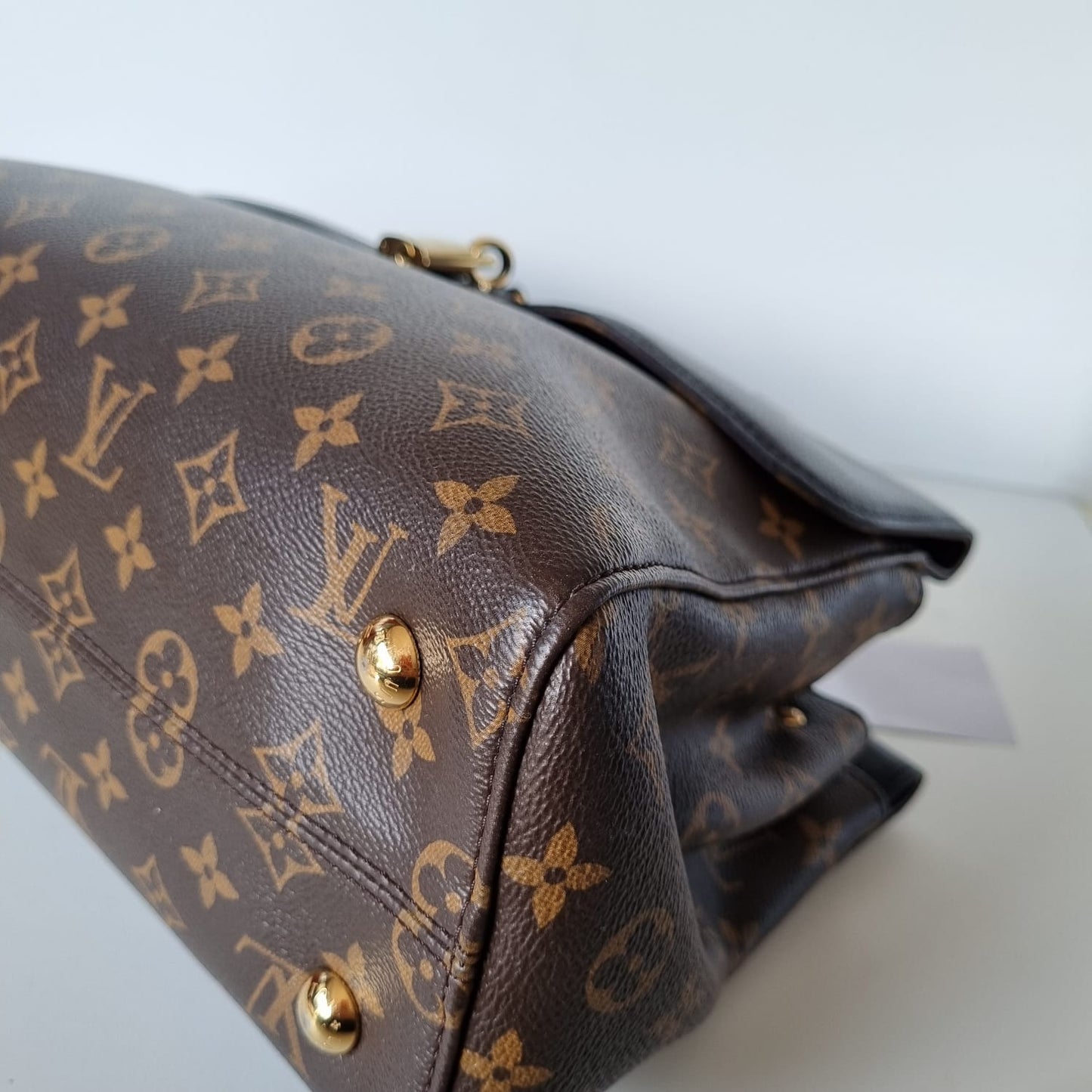 Louis Vuitton Venus Monogram Black 2016 Size 33x13x23