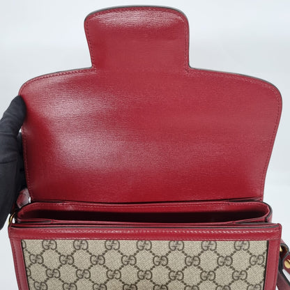 Gucci GG Horsebit 1955 Shoulder Bag Red Size 25x5x20