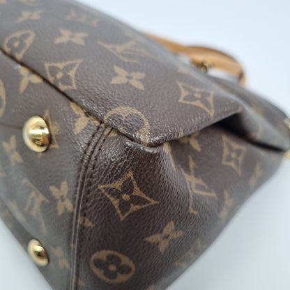 Louis Vuitton Pallas Monogram 2013 size 34x13x25