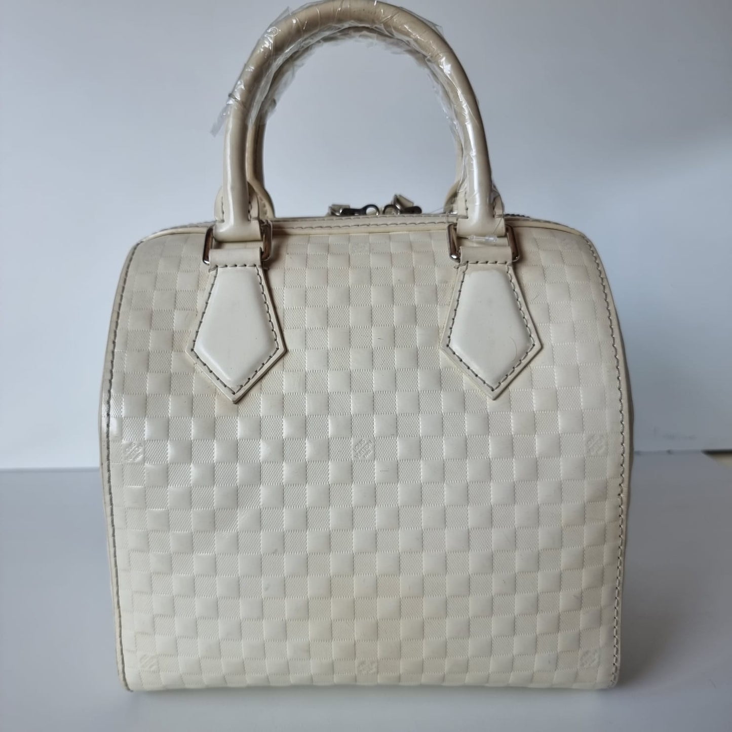 Louis Vuitton Damier Faccete Speedy Cube Ivory 2013 Size 20x11x24