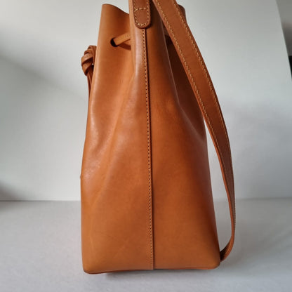 Mansur Gavriel Bucket Bag Tan Size 23x15x30