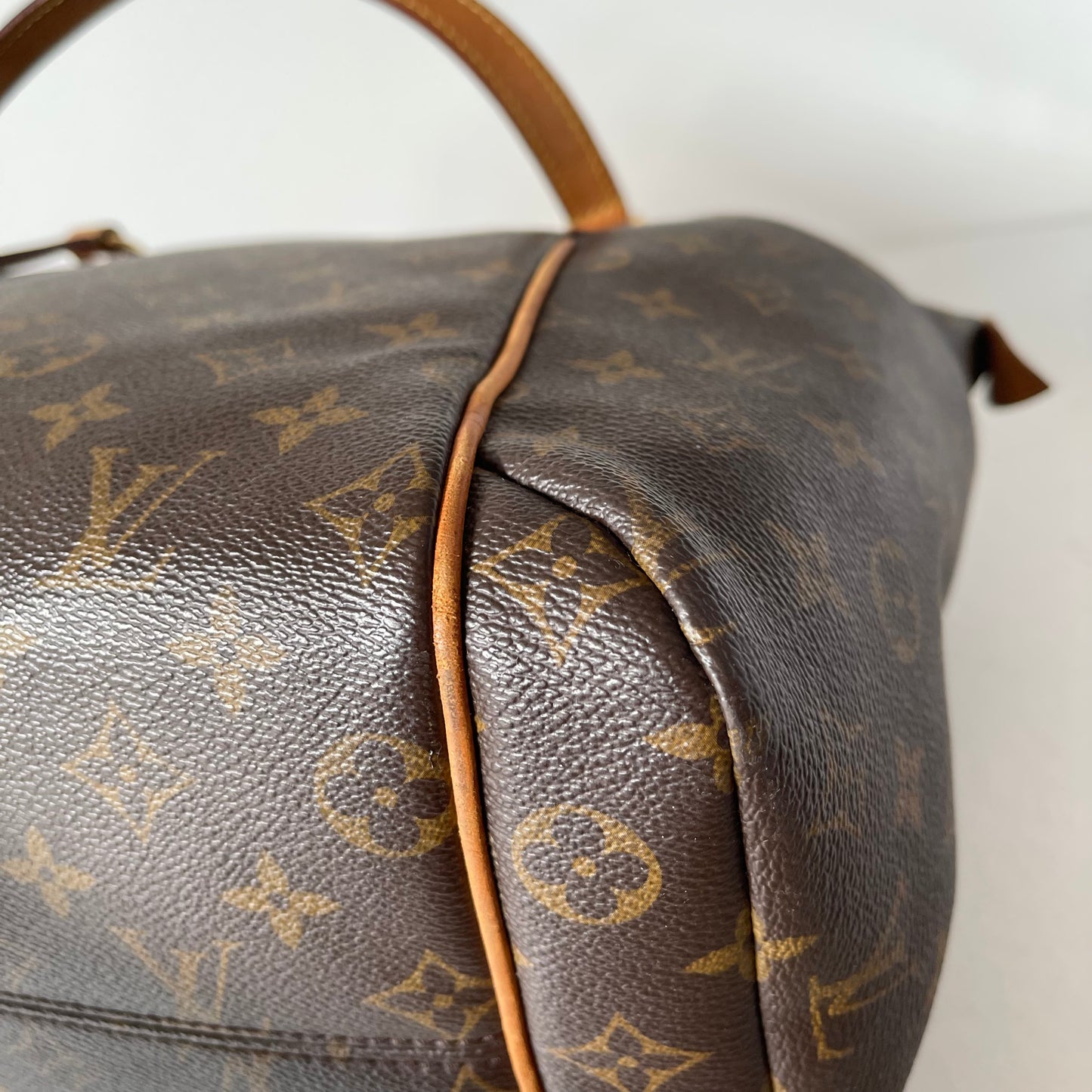 Louis Vuitton Totally PM Monogram Canvas Shoulder Bag 2010 Size 33x15x31