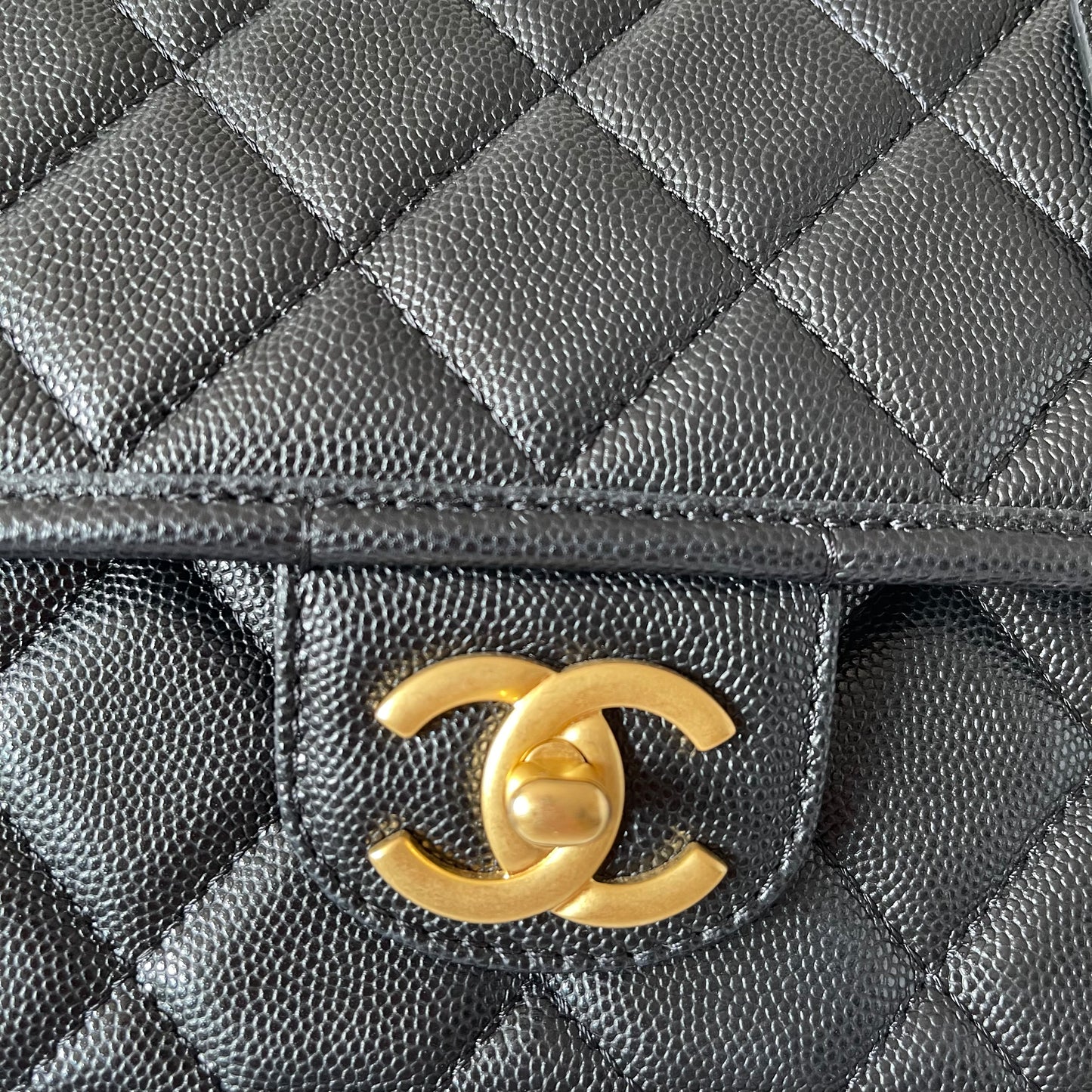 Chanel Top Handle Flap Bag Black Caviar GHW CHIP NBU Size 23x7x18