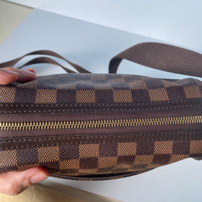 Louis Vuitton Trotteur Beaubourg Damier Ebene 2012