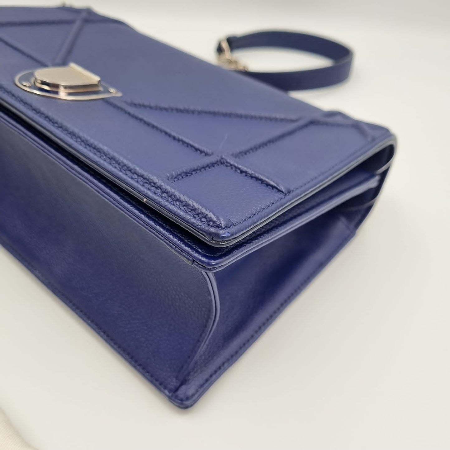 Dior Diorama Medium Grained Dark Blue 2016 Size 25x9x17