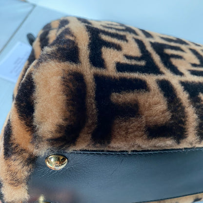 Fendi Peekaboo Regular Montone Macro 2019