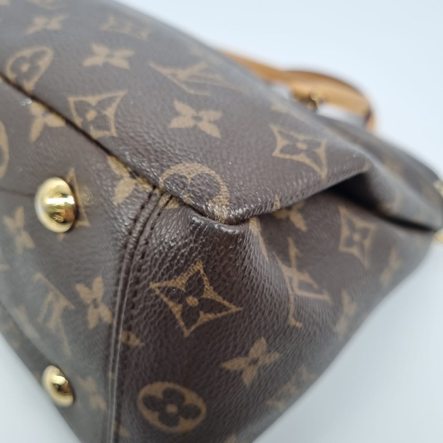 Louis Vitton Pallas Monogram Safran 2013 Size 34x13x26