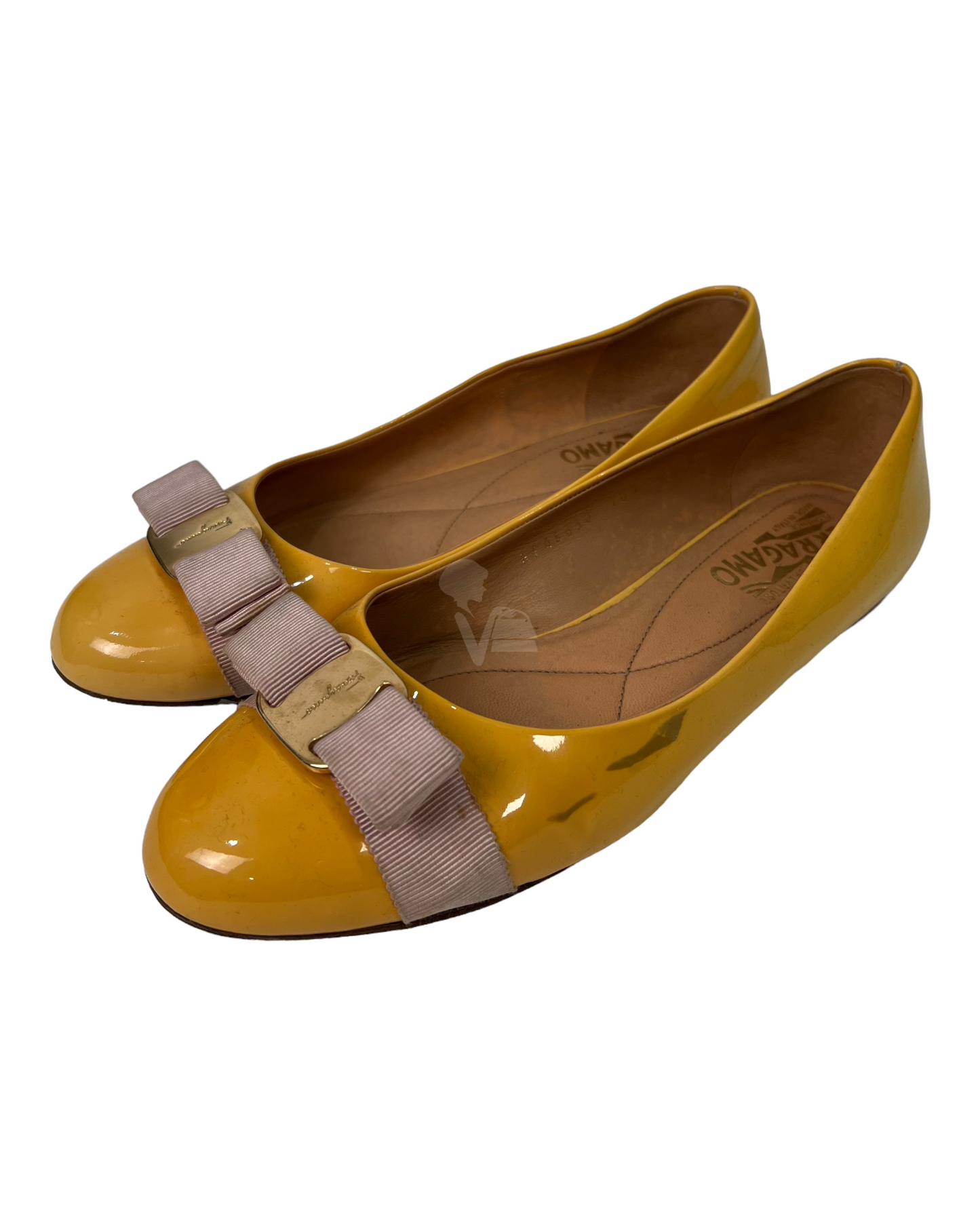 Salvatore Ferragamo Flat Shoes Yellow Patent Size 7,5D/24