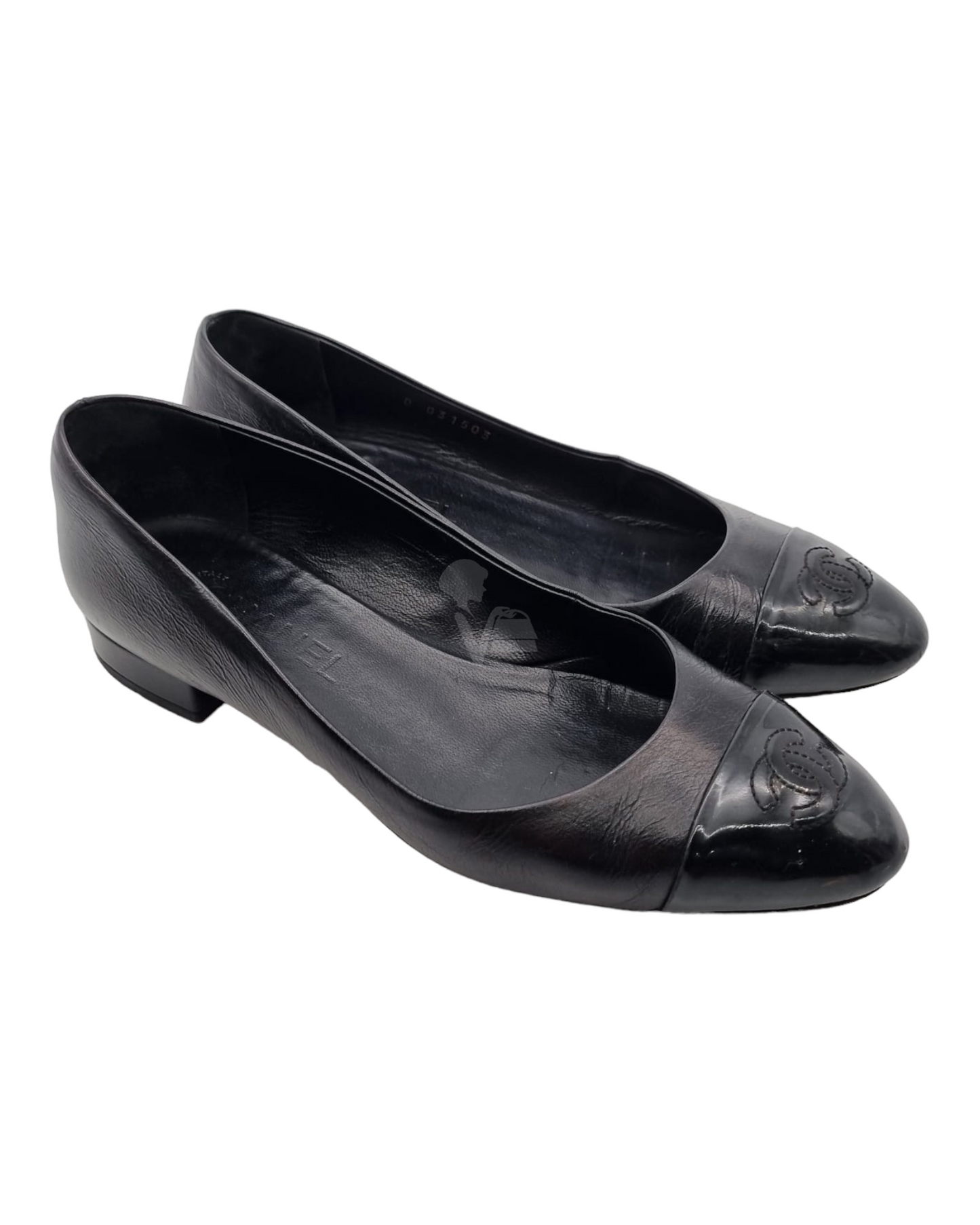 Chanel Pump Leather Patent Black Size 37/24,5