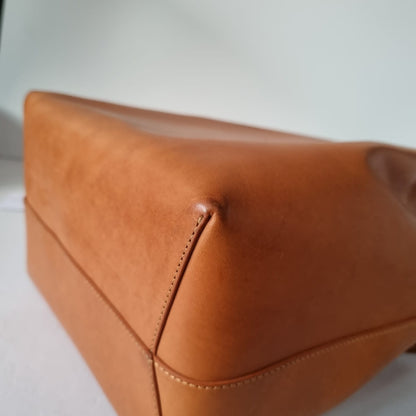 Mansur Gavriel Bucket Bag Tan Size 23x15x30