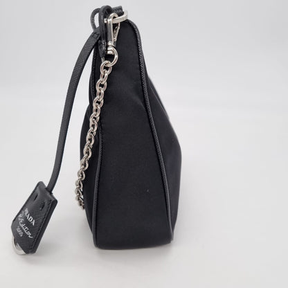 Prada Re-Edition Tessuto Saffiano Black 2020 size 22x6x16