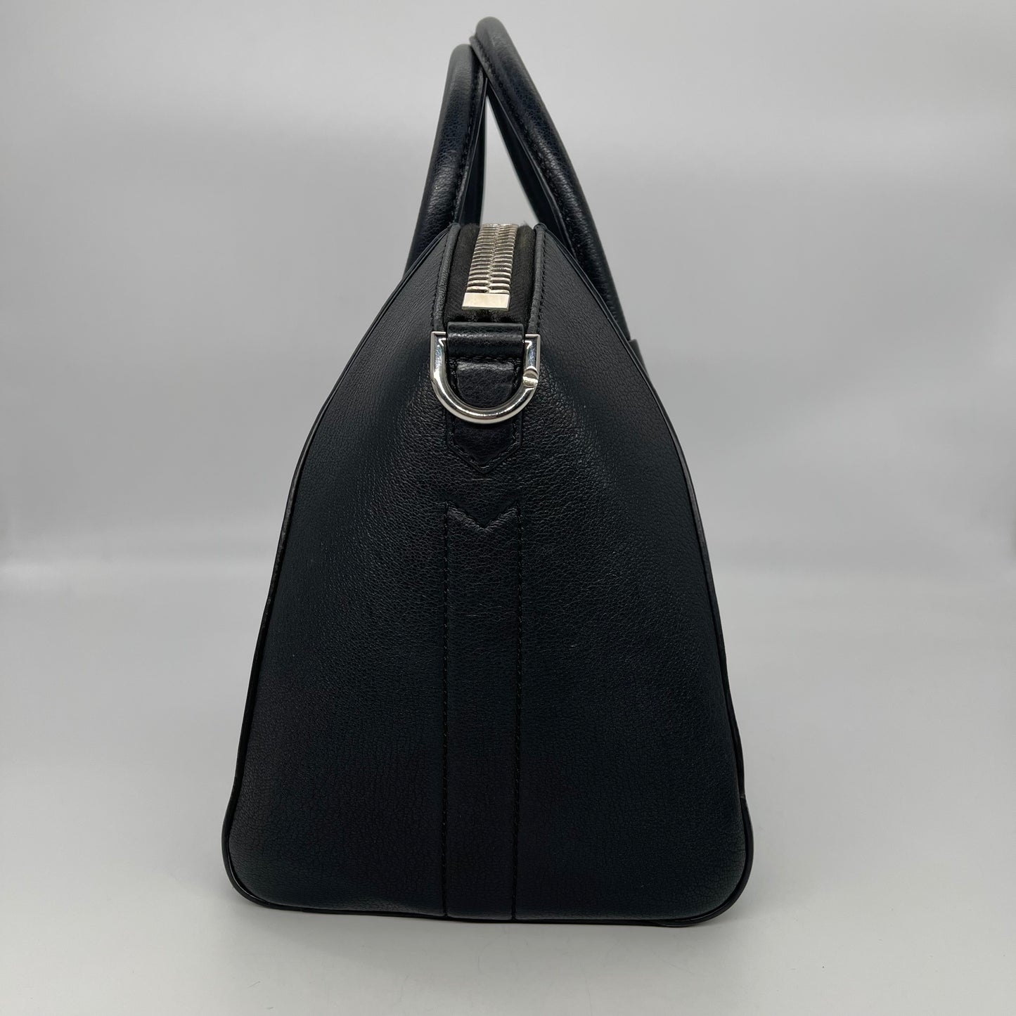 Givenchy Antigona Small Bag Black Size 28x17x26