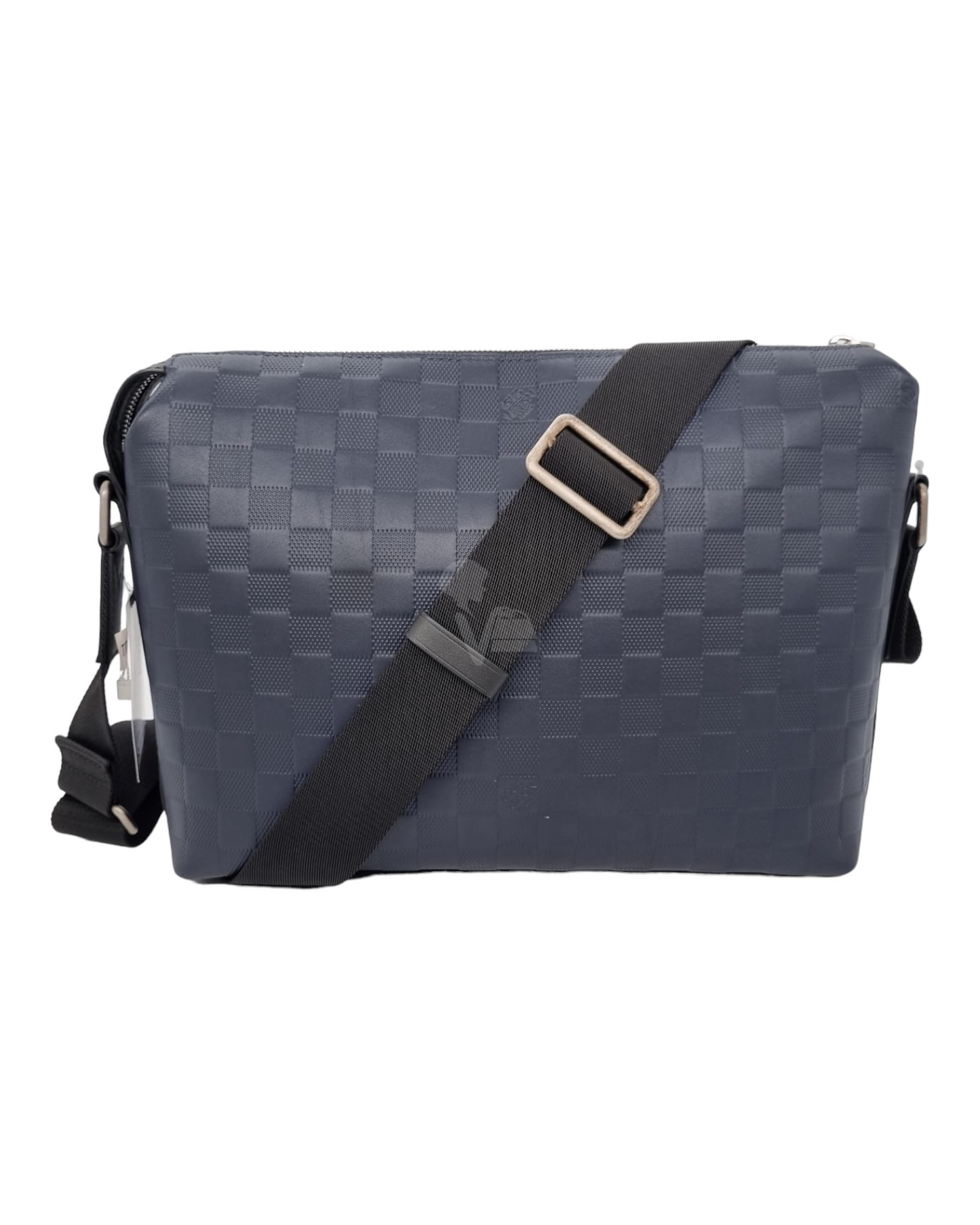 Louis Vuitton Discovery Apollo Messenger Bag Navy PM 2019 Size 30x9x24