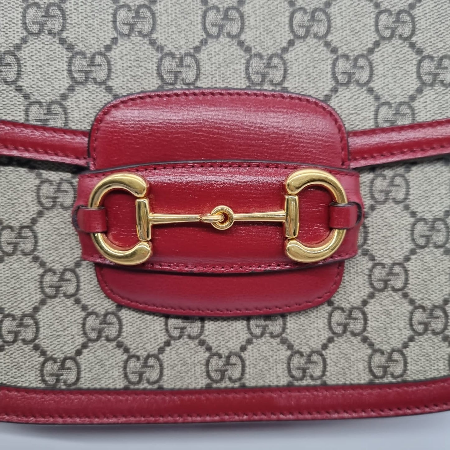 Gucci GG Horsebit 1955 Shoulder Bag Red Size 25x5x20