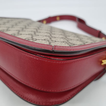 Gucci GG Horsebit 1955 Shoulder Bag Red Size 25x5x20