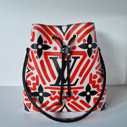 Louis Vuitton NeoNoe MM Crafty 2021 Size 26x17x26