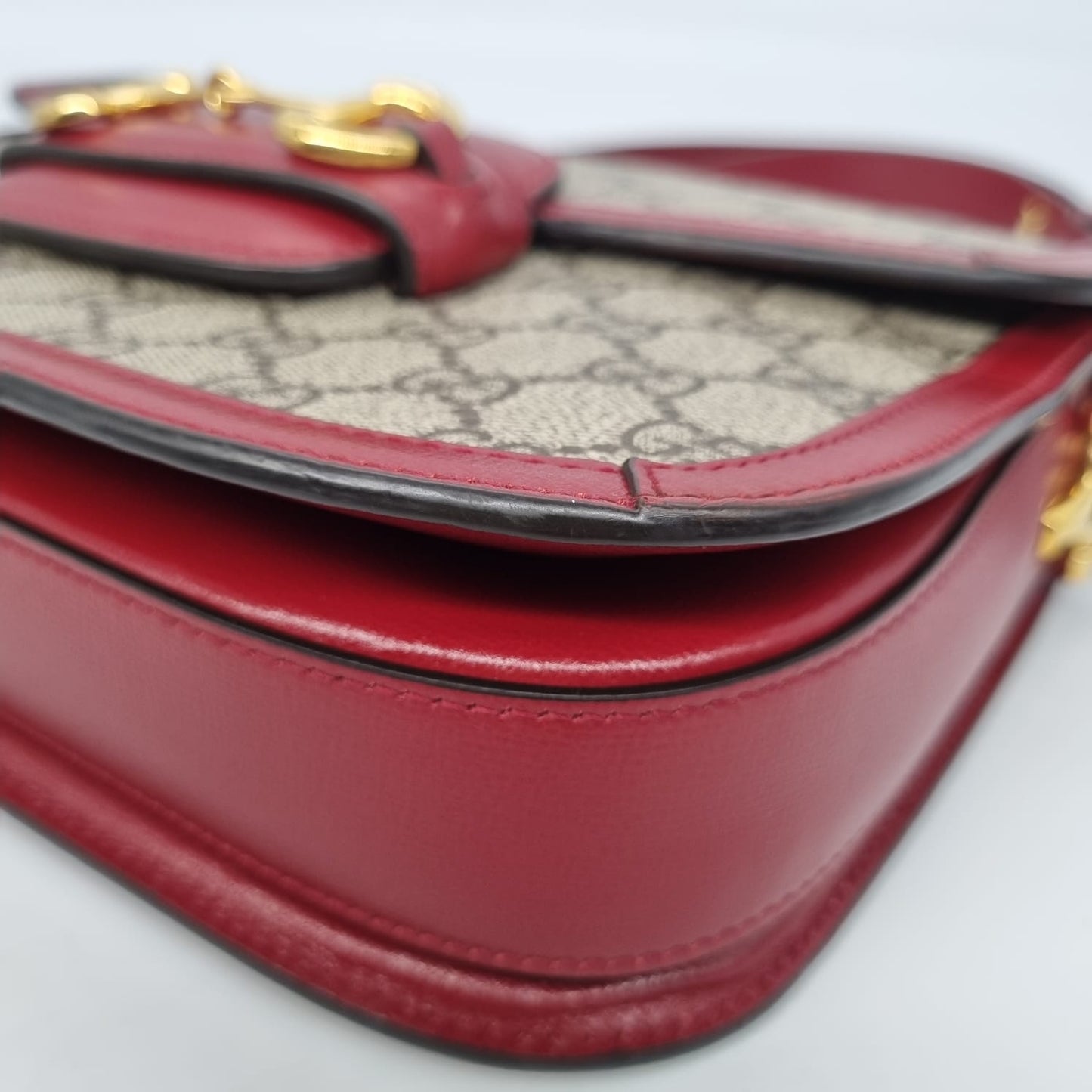 Gucci GG Horsebit 1955 Shoulder Bag Red Size 25x5x20