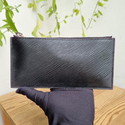 Louis Vuitton Felice Epi Leather Black 2018 Size 21x3x13