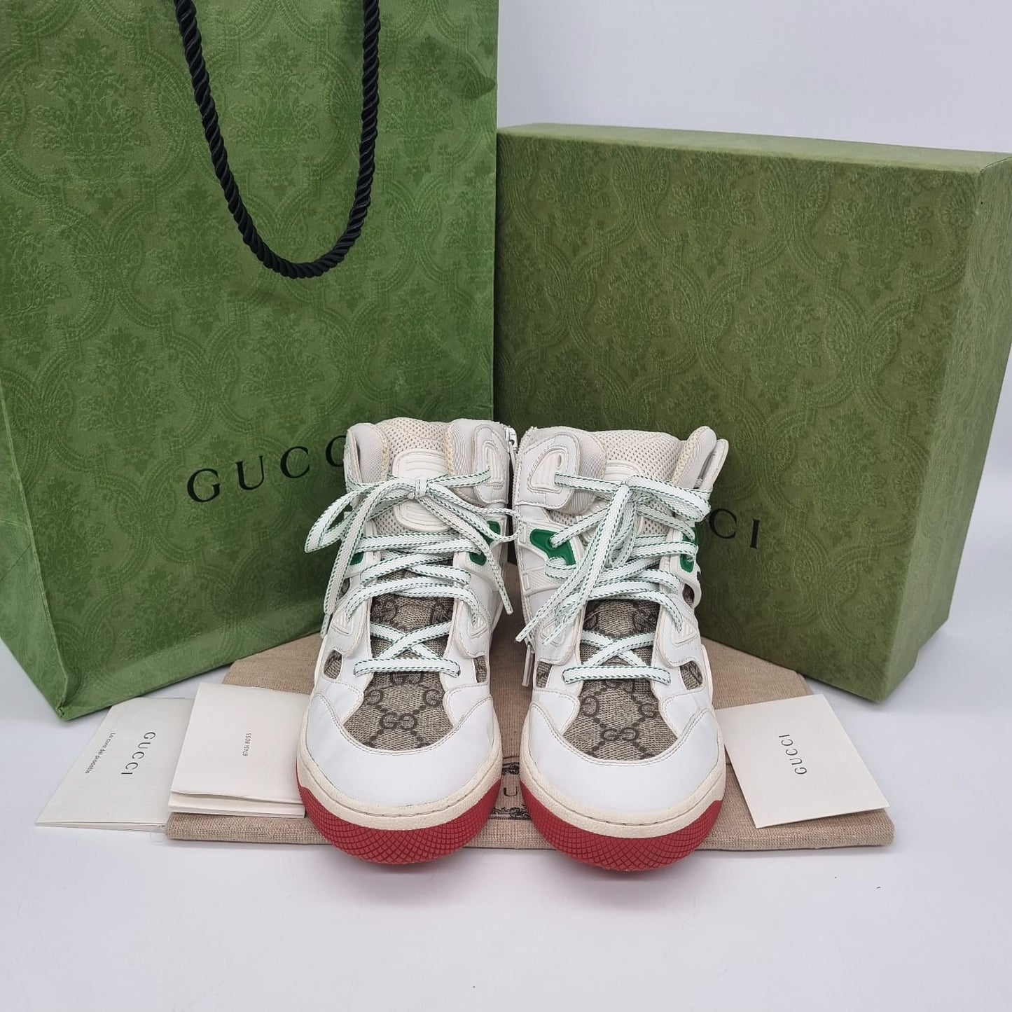 Gucci Demetra GG Supreme Women Basket White Size 33/21