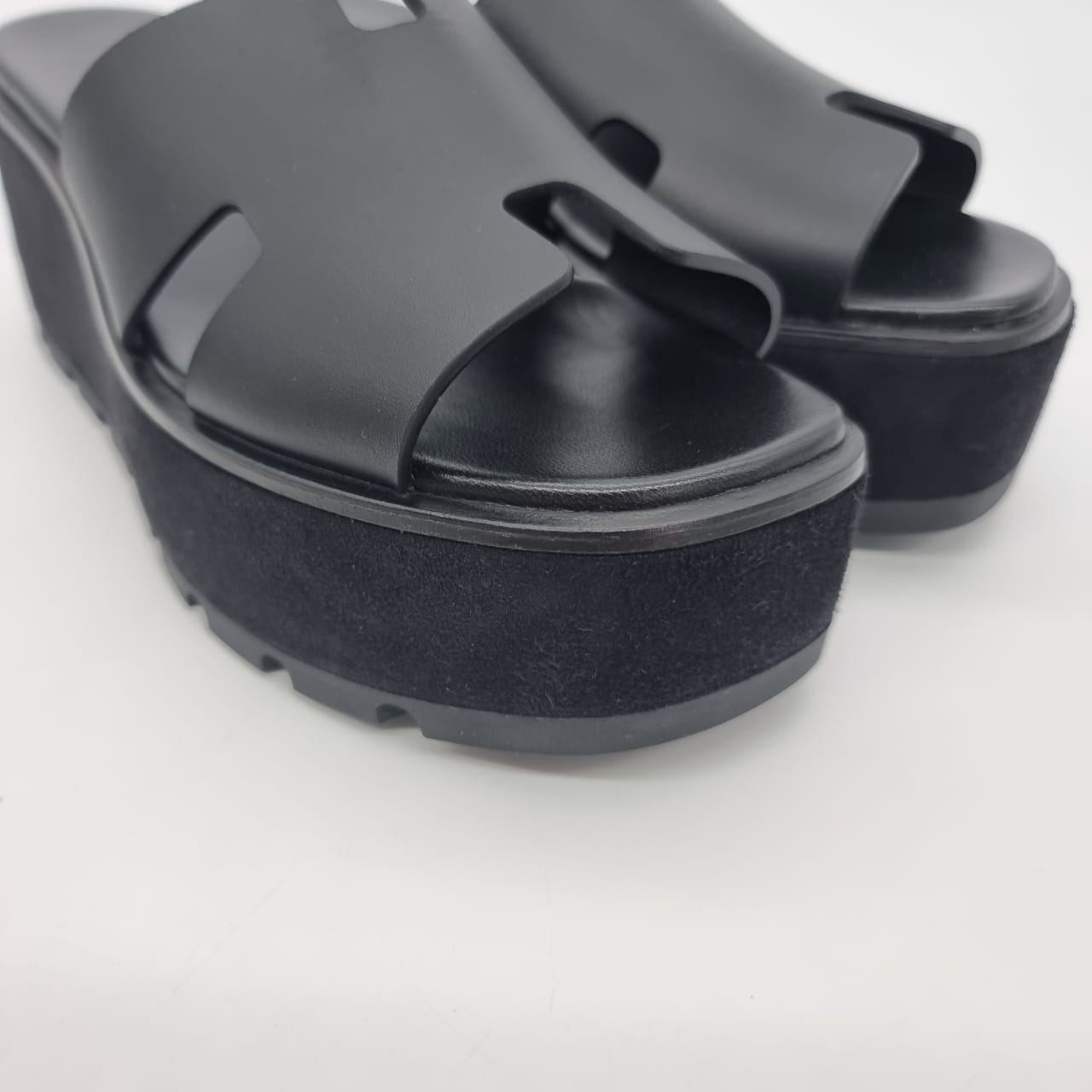 Hermes Eze Wedges Sandal Black Size 38/24.5