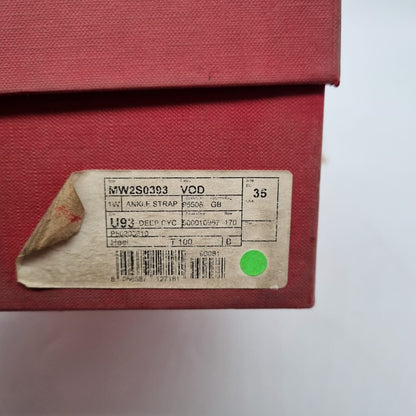 Valentino Garavani Rockstud Heels Maroon Size 35/23 dr ujung