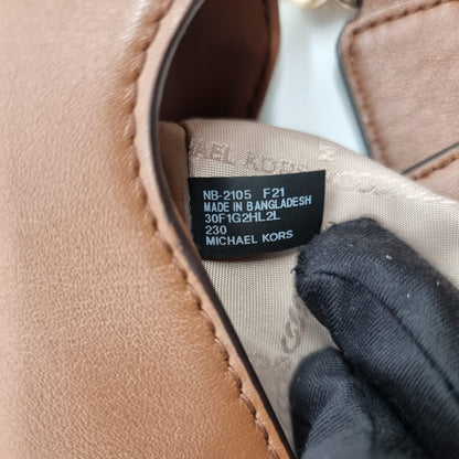 Michael Kors Hally Shoulder Bag Tan Size 29x6x20