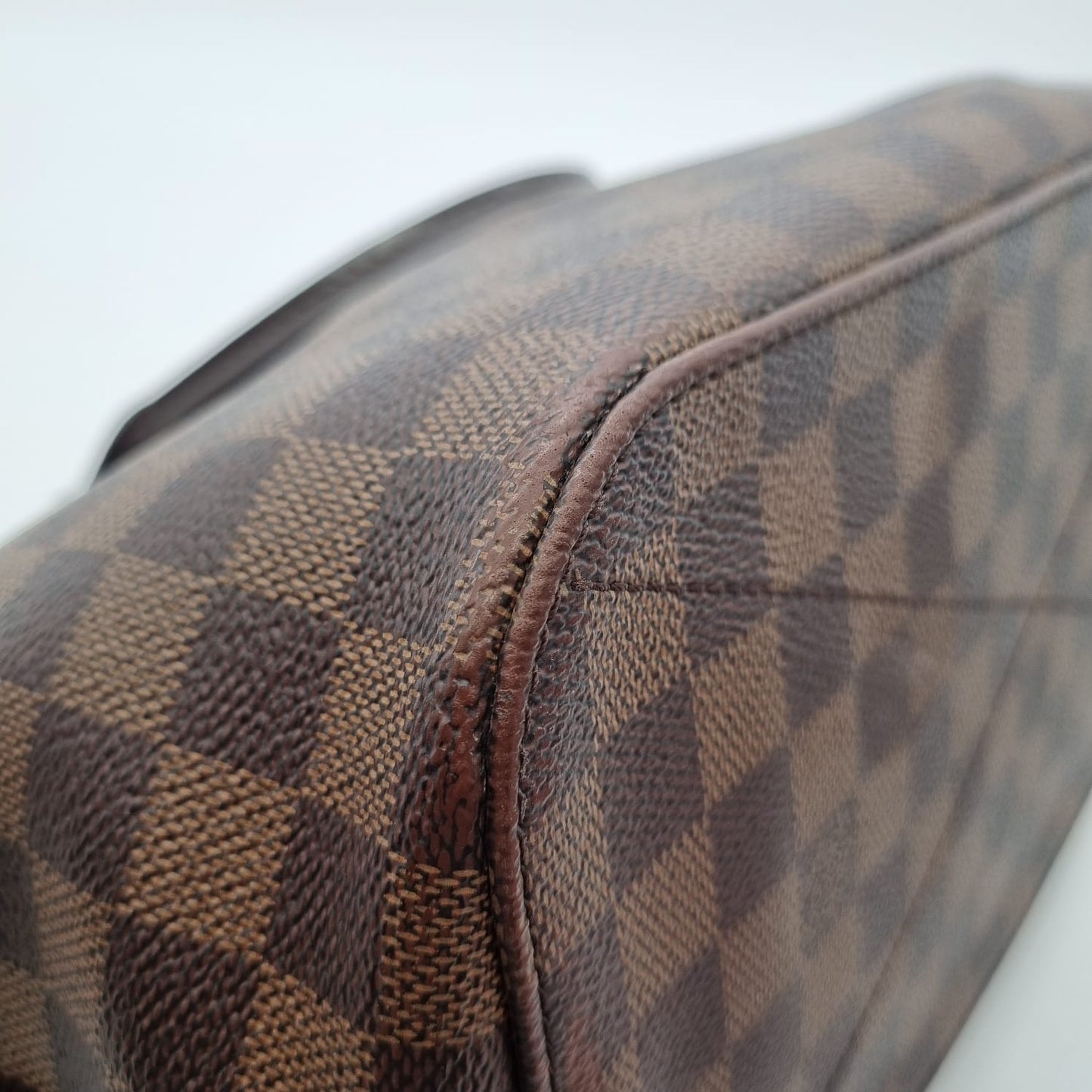 Louis Vuitton Siena MM Damier Ebene 2019 Size 28x14x24