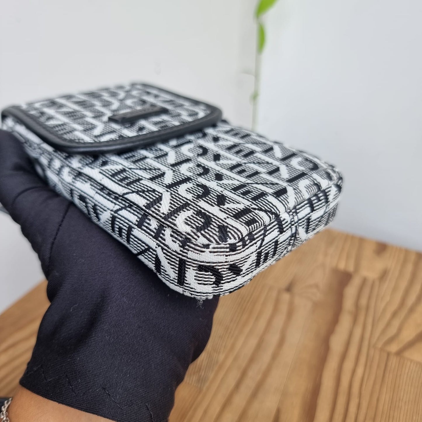 Kenzo Monogram Jacquard Phone Holder Black Size 9x16