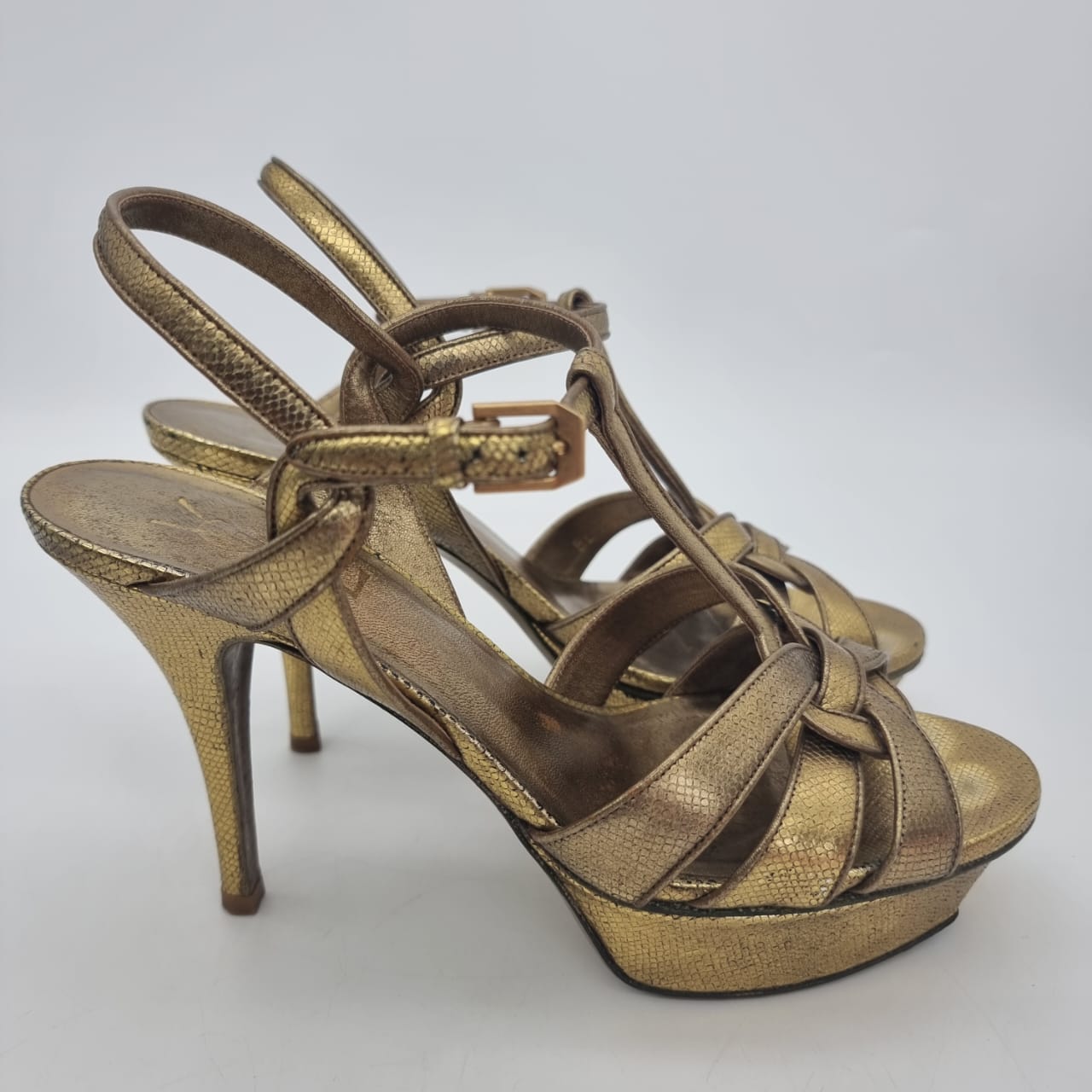 Yves Saint Laurent Tribute Gold Metalic Size 38/25